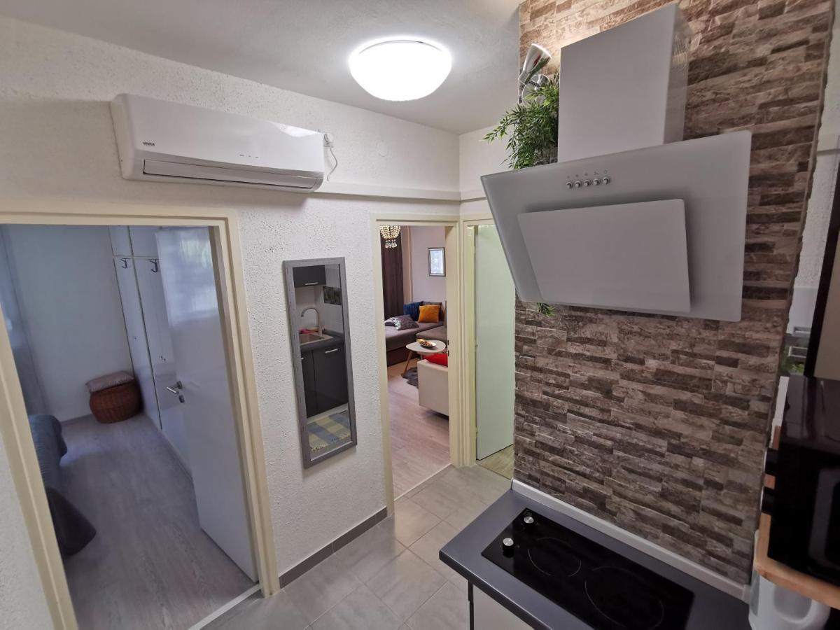 Apartment Suzana 1Br สปลิท ภายนอก รูปภาพ