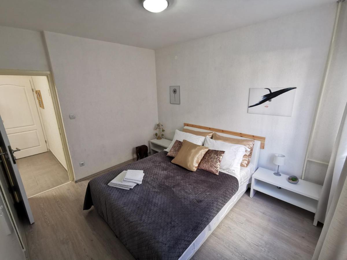 Apartment Suzana 1Br สปลิท ภายนอก รูปภาพ